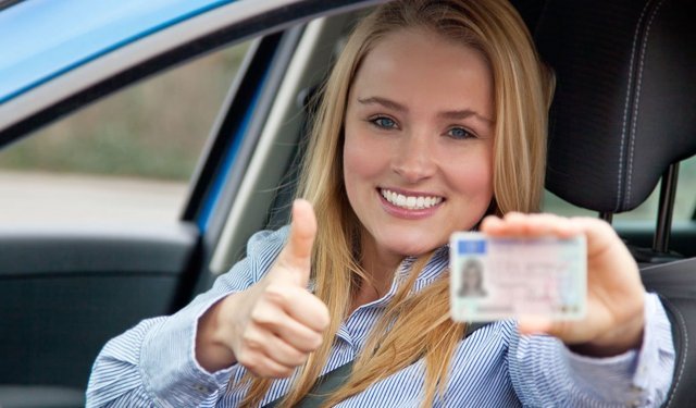 Yabancı Ehliyetlerin Geçerlilik Süresi 2 Yıla Çıkarıldı