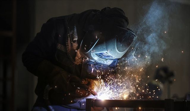 Sanayi Üretimi Ağustos 2026'da Yüzde 1,9 Azaldı