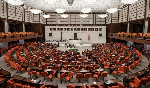 TBMM'de Kabul Edilen Kanunla Vergi, Basın ve E-Tebligatta Yeni Dönem