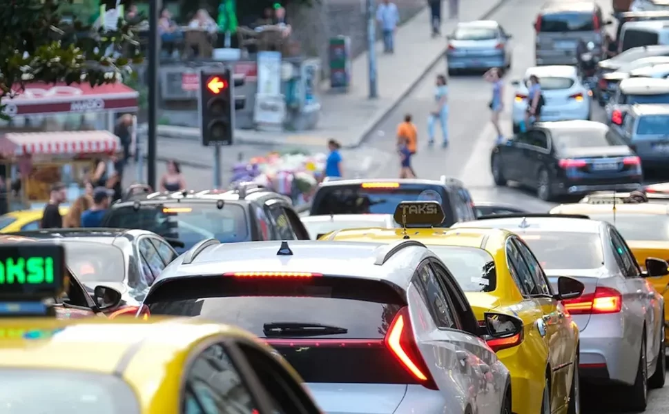 Araç Plakalarında Yeni Düzenleme: Hatalı Plakalar Ücretsiz Değişecek